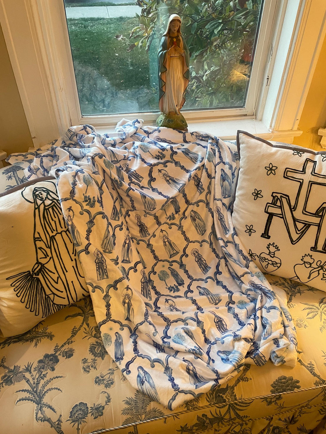 Marian Apparition Throw Blanket | Blue White Catholic Blessed Mother Home Decor